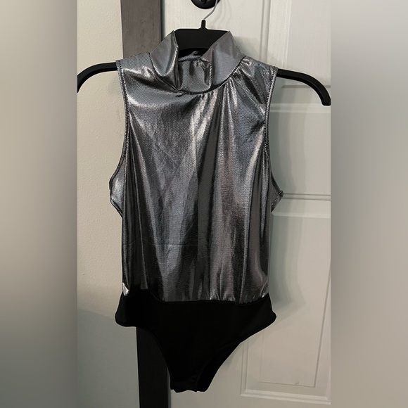 Sequin High Neck Sleeveless Bodysuit NWT - Picture 2 of 8